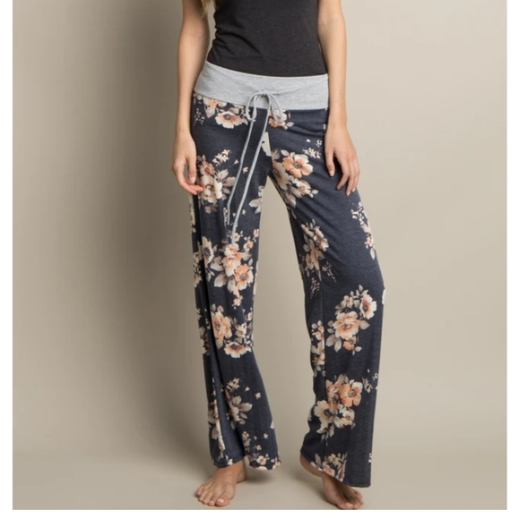 Pink Blush Maternity pajama pants - Picture 4 of 5